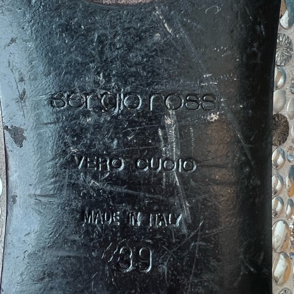 Sergio Rossi Vero Cuoio Silver Gray Flats w/ Rhinestone Embellishments Size 39 - Picture 7 of 7